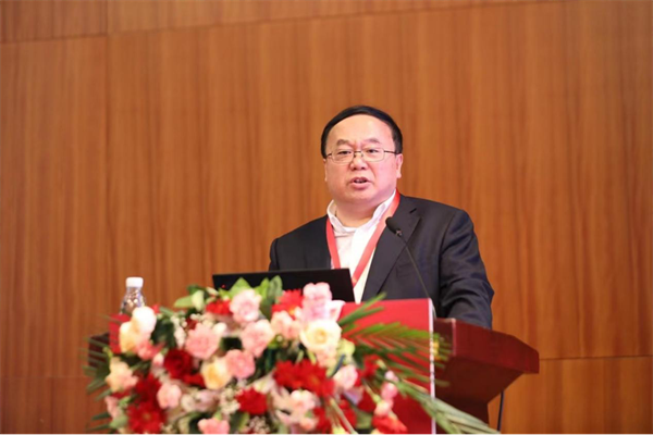 薛翔.png